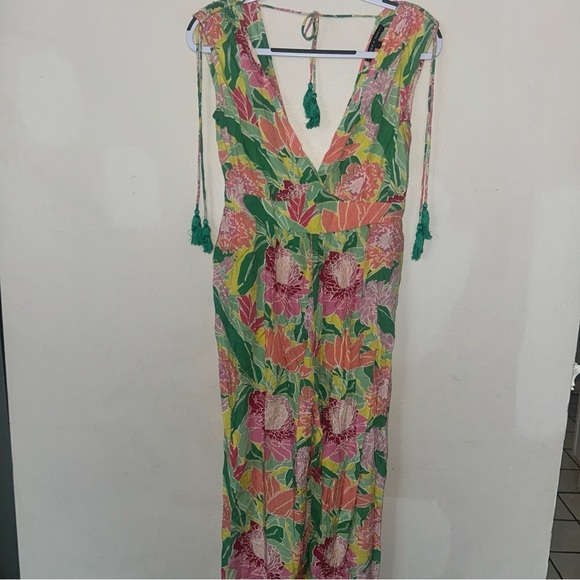 American & Beyond Floral Sleeveless Jumpsuit - Picture 2 of 4